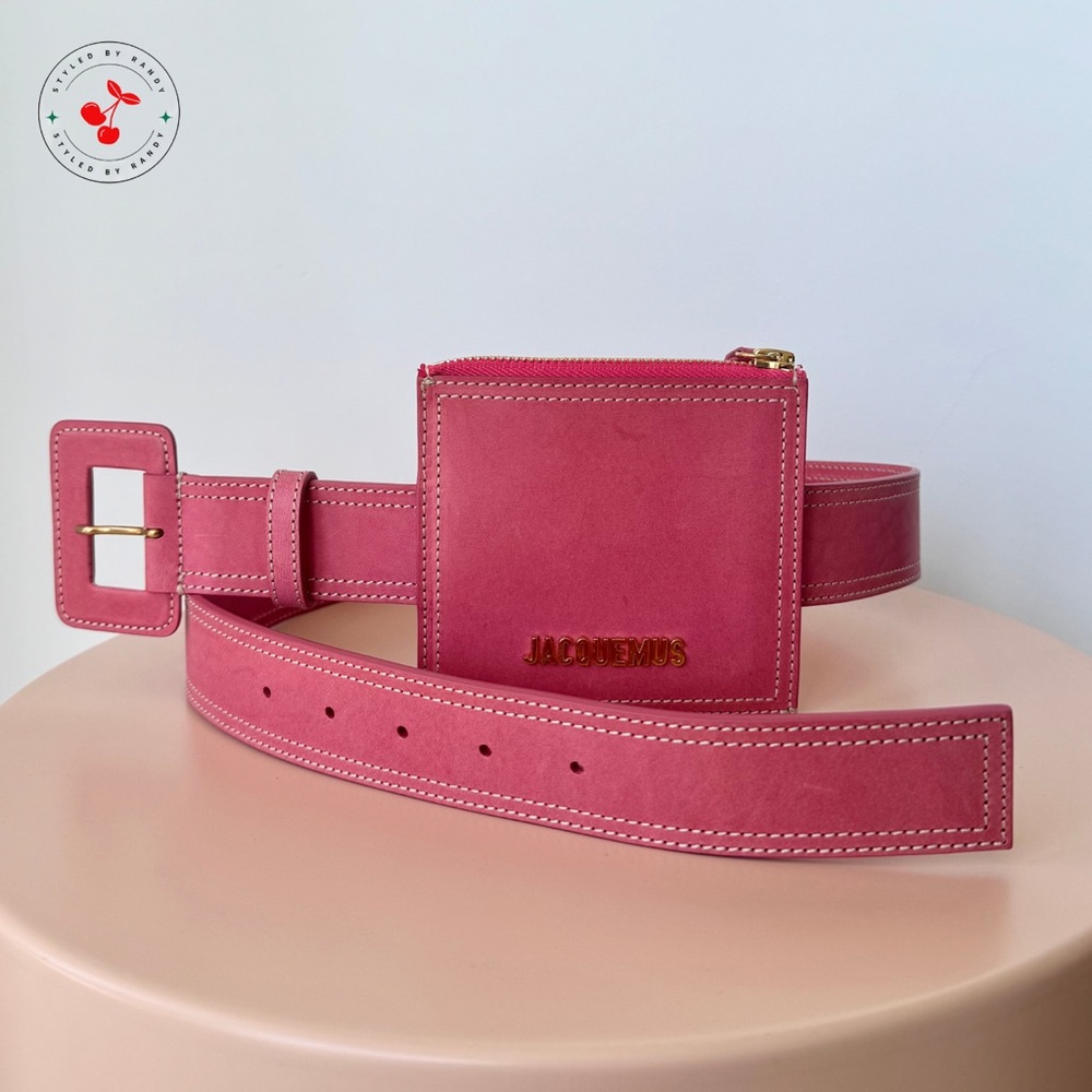 Jacquemus La Ceinture Carrée Leather Belt Bag in Pink
